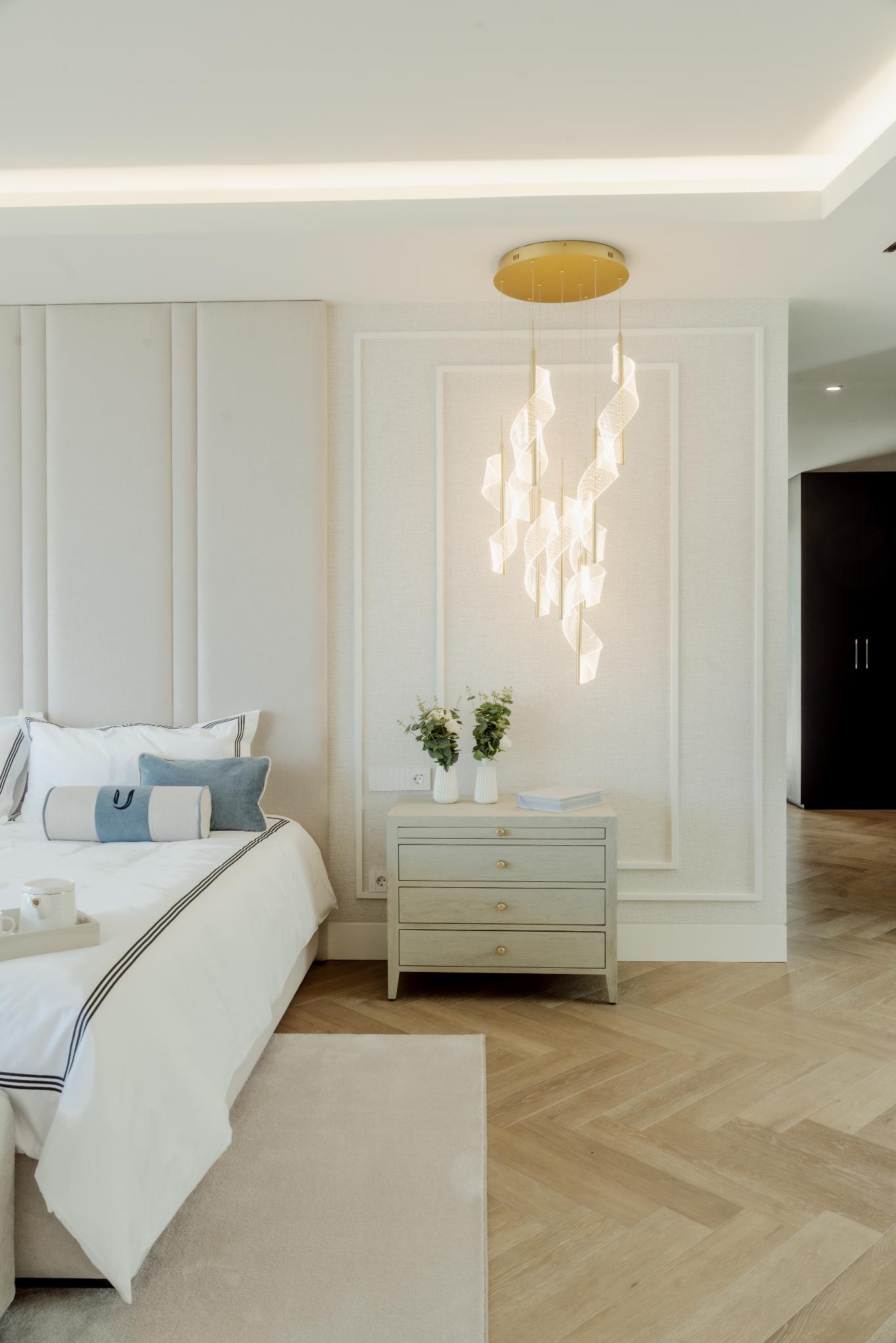 15 Bedroom Villa for Sale in Benahavís